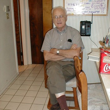 Photo of Lawrence Dausin